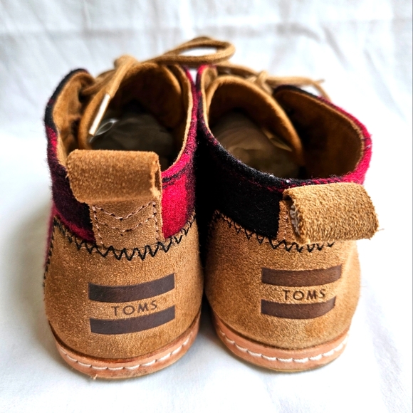 TOMS Women's Bota Style US 7W Red Plaid Felt on Leather Lace Up  Booties Shoes - Picture 6 of 11